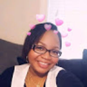 Meet your Posher, Lydia